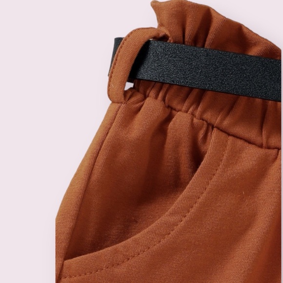 One Shoulder Tank Outfit with Black Purse Belt - Picture 4 of 4